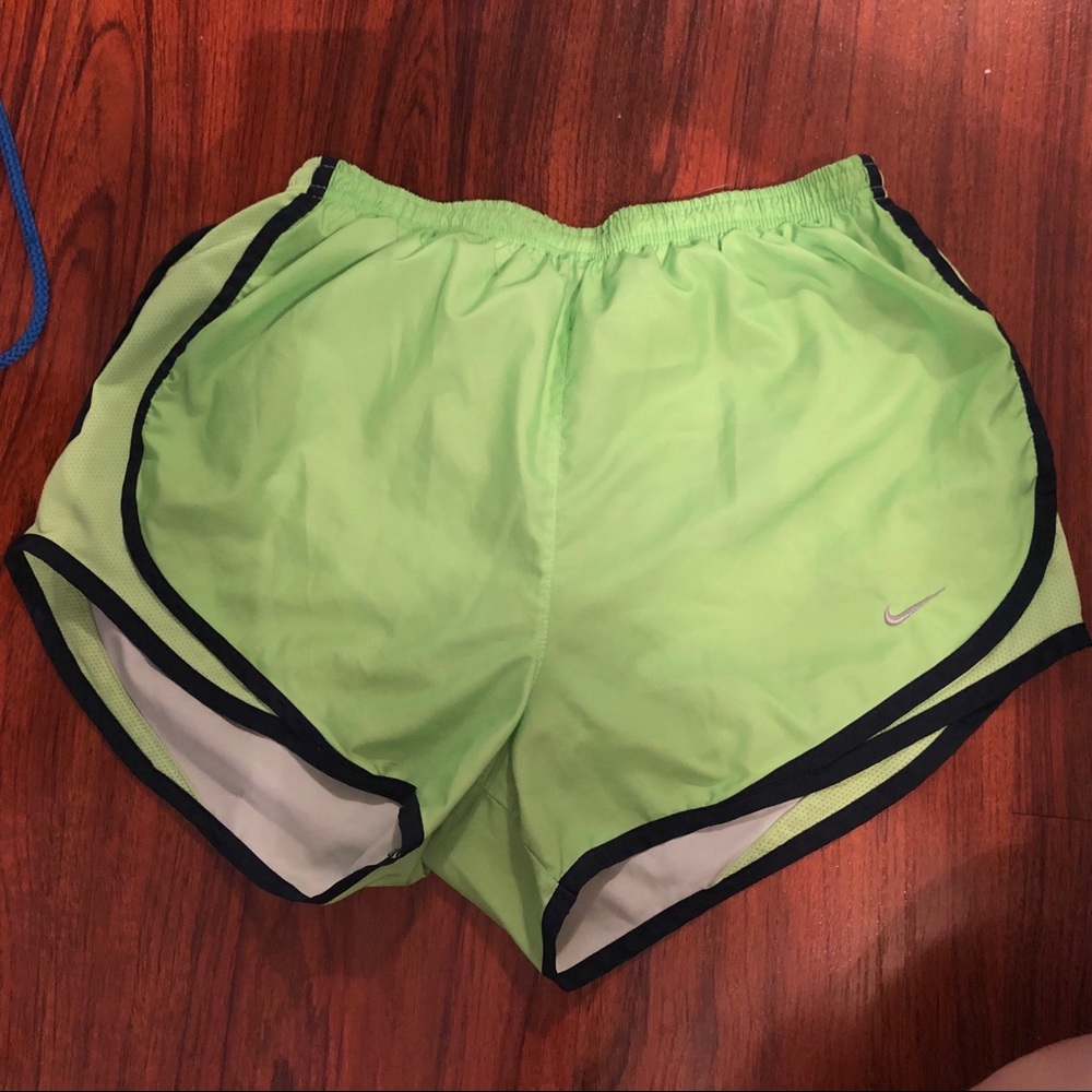 Running shorts